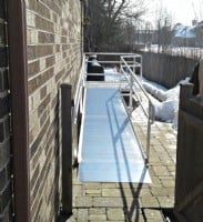 Aluminum modular wheelchair ramp installed in Northbrook, IL