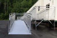 Commercial aluminum ramp for mobile office space in Massachusetts