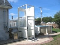 outdoor-wheelchair-lift-installed-for-pool.jpg