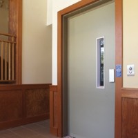 Savaria Prolift commercial platform lift